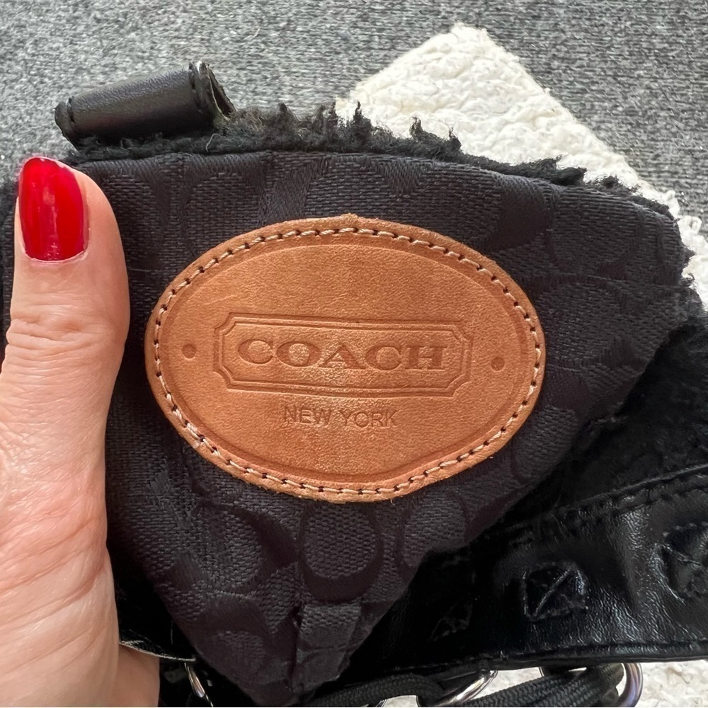 COACH Laura Black Signature Leather/Rubber Silver Hardwear Boots Lace Up Size 7 - Picture 9 of 16